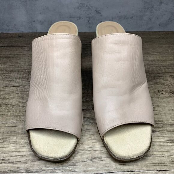 Rockport Women’s Total Motion “Amara” Slides Beige~Size 8.5 - Picture 3 of 9